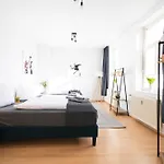 In Der Kutschgasse - Altstadt - Parkplatz Nach Verfuegbarkeit - Kueche - Wifi - Powered By Ko-living *