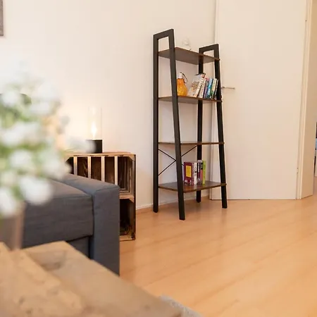 Ko-living Handel Stuben: Street Art In Altstadt Apartment