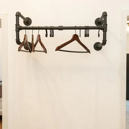 Ko-living Handel Stuben: Street Art In Altstadt Apartment *
