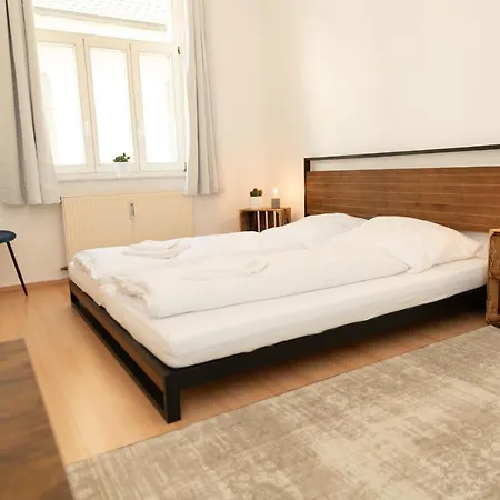 Ko-living - Händel Stube - Altstadt - Zentral - 3zkb - 6p Apartment *