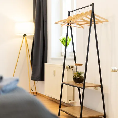 Apartment Ko-living Handel Stuben: Street Art In Altstadt Halle (Saale)