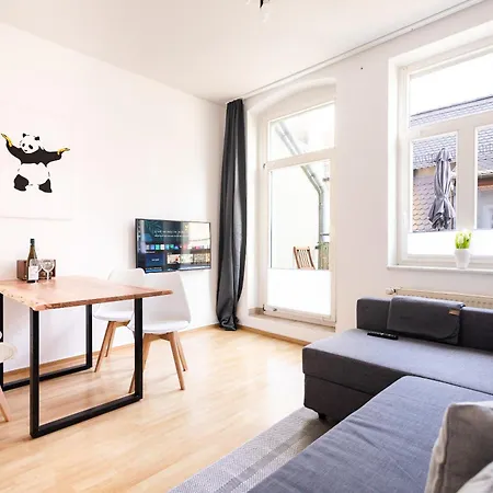 In Der Kutschgasse - Altstadt - Parkplatz Nach Verfuegbarkeit - Kueche - Wifi - Powered By Ko-living Halle (Saale)