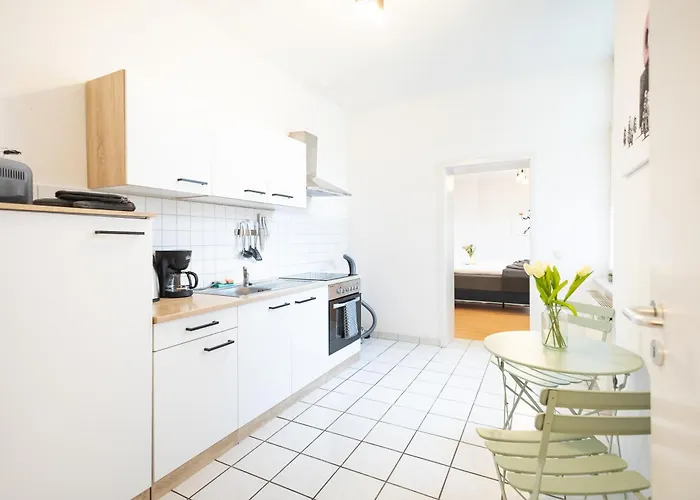 In Der Kutschgasse - Altstadt - Parkplatz Nach Verfuegbarkeit - Kueche - Wifi - Powered By Ko-living * Halle (Saale)