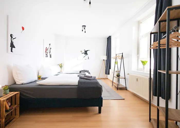 In Der Kutschgasse - Altstadt - Parkplatz Nach Verfuegbarkeit - Kueche - Wifi - Powered By Ko-living *