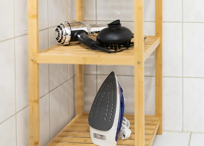 In Der Kutschgasse - Altstadt - Parkplatz Nach Verfuegbarkeit - Kueche - Wifi - Powered By Ko-living * Halle (Saale)