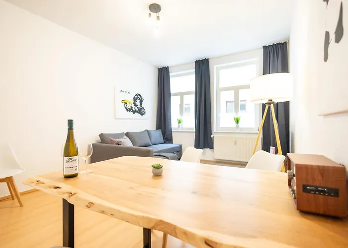 In Der Kutschgasse - Altstadt - Parkplatz Nach Verfuegbarkeit - Kueche - Wifi - Powered By Ko-living Halle (Saale)